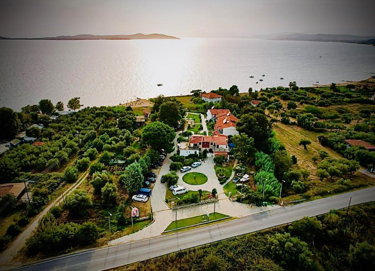 Hotel Kari Ouranoupoli Eksteriør billede